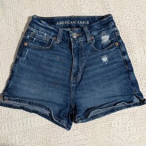AE Curvy Mom Shorts